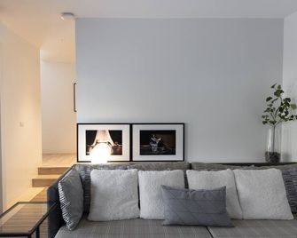 ثياتر ريزيدانس - بانكوك - غرفة معيشة