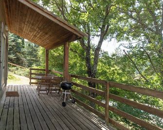 Chalet Vert - Piscine Partagée - Saint-Laurent-sous-Coiron - Balcon