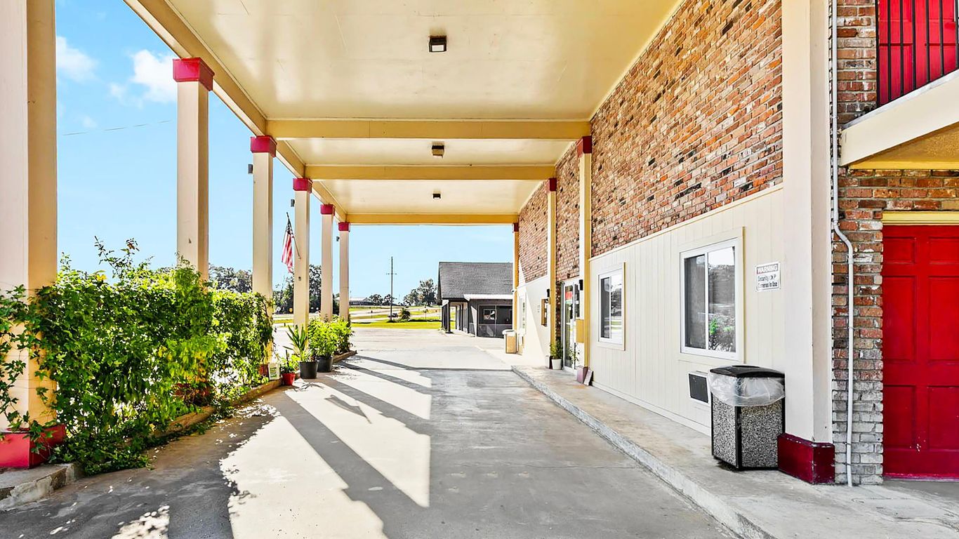 Jeffersonian Motor Inn by Townhouse, Prentiss MS