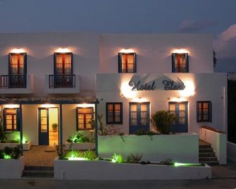 Hotel Eleni - Adamantas - Building