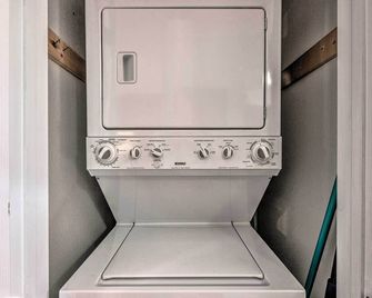 Family-Friendly Ruidoso Escape 2 Mi to Golf! - Ruidoso - Laundry facility