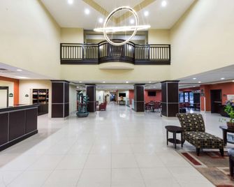 Wingate by Wyndham Lake Charles Casino Area - לייק צ'ארלס - לובי