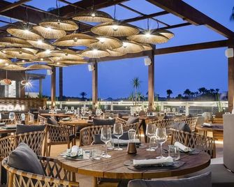 Lago Resort Menorca - Casas del Lago Adults Only - סיוטדליה דה מנורקה - מסעדה