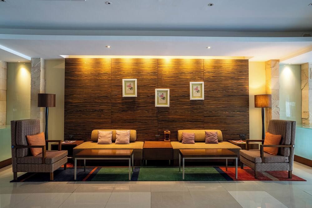 Journeyhub Sukhumvit 26, Bangkok