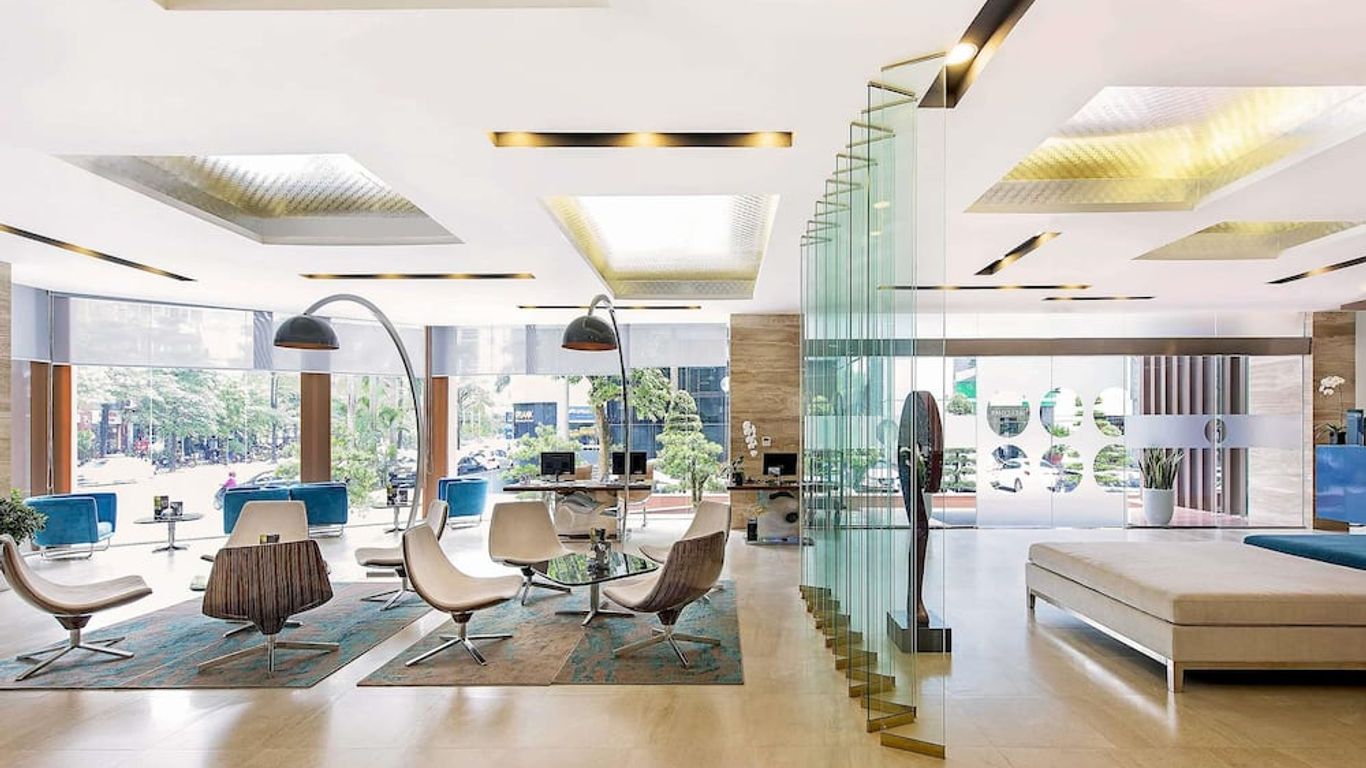 Novotel Suites Hanoi