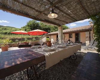 Mulino Cintoia Chianti Toscana Pool, Sauna and Jacuzzi Experience - Greve in Chianti - Patio