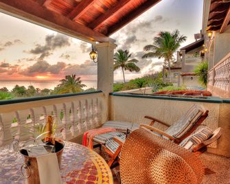 Hotel L'Esplanade - Grand-Case - Balkong