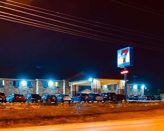 Studio 7 Extended Stay - Harker Heights - Edifício