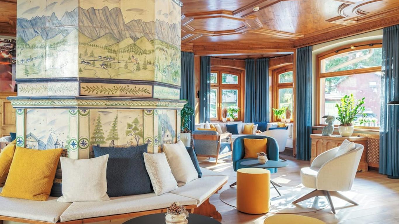 Franceschi Park Hotel