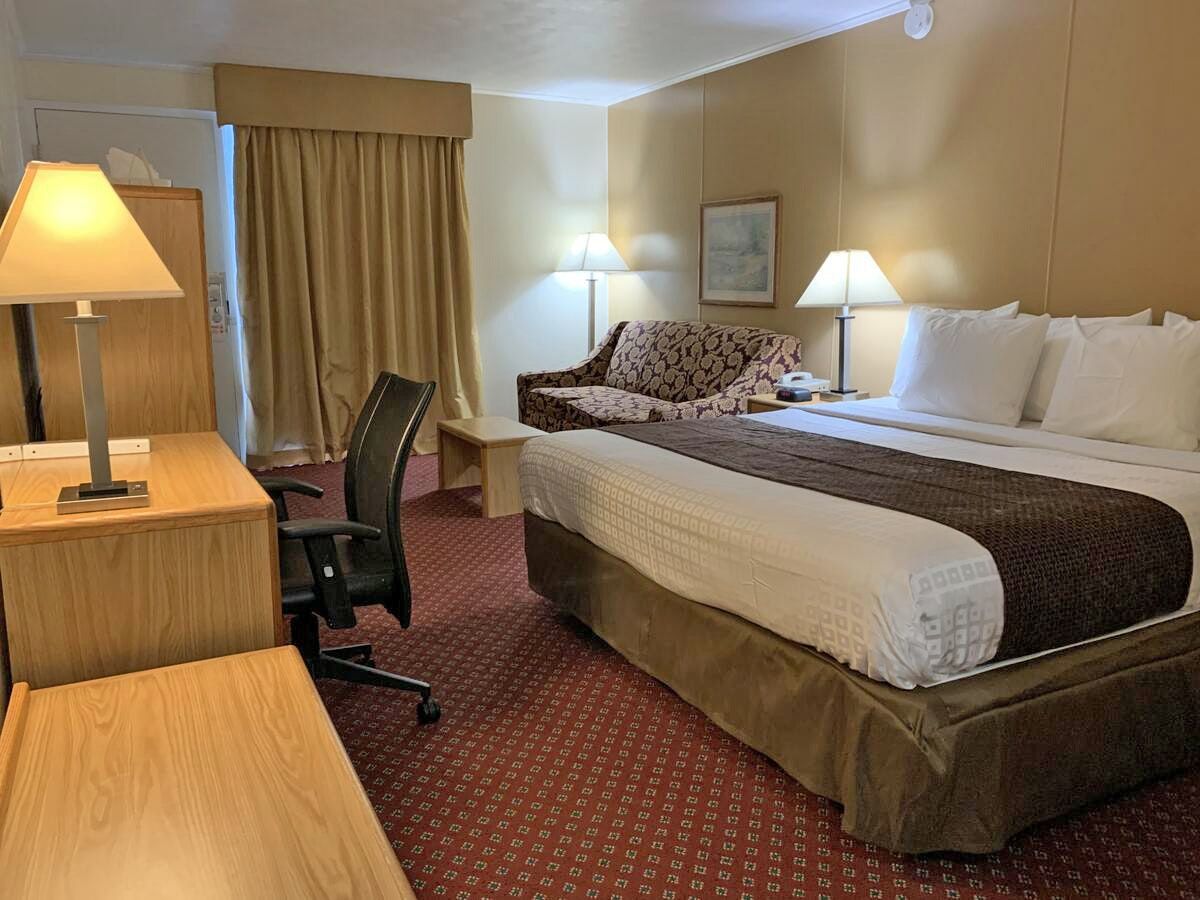 Red Carpet Inn & Suites - Ebensburg - Habitación