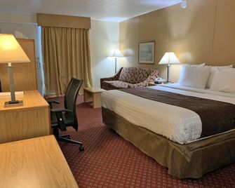 Red Carpet Inn & Suites - Ebensburg - Bedroom