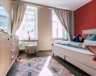 لوجا هومز - ميت - ليبزيغ - غرفة نوم