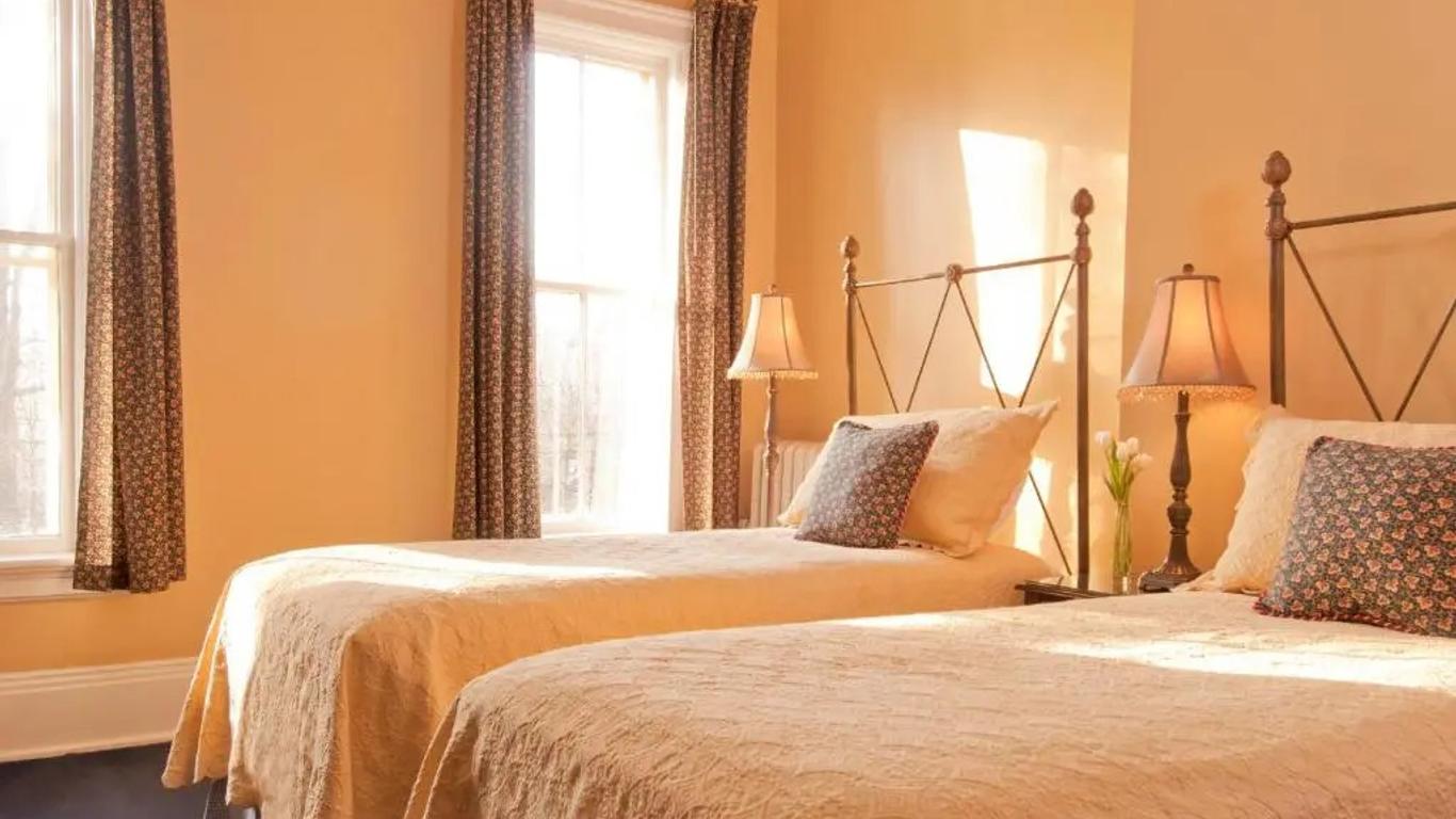 The Cooper Inn