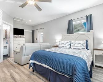 Johns Pass Studio # 1 Fisherman's Cove and Cottages - Madeira Beach - Chambre