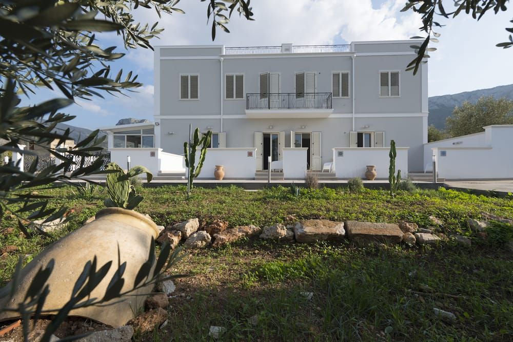 Inkantu B&B - Terrasini - Bâtiment