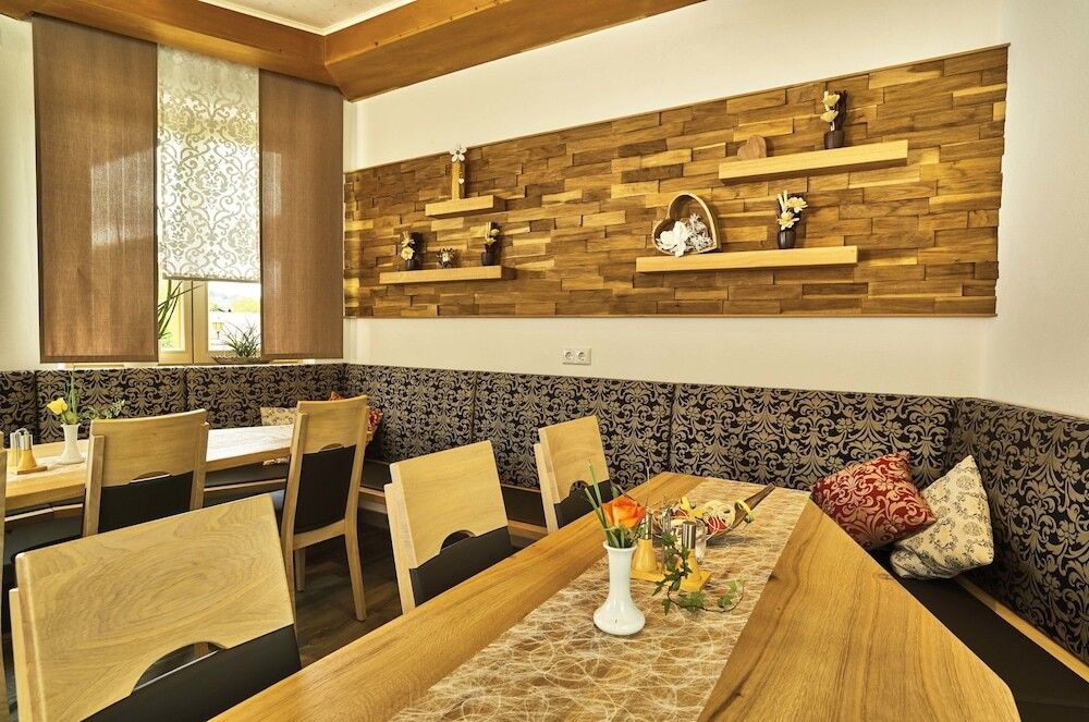 لاند هوتل إند جاستهوف شمالهوفير