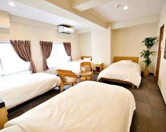 Kura Hotel Izumisano - Izumisano - Bedroom