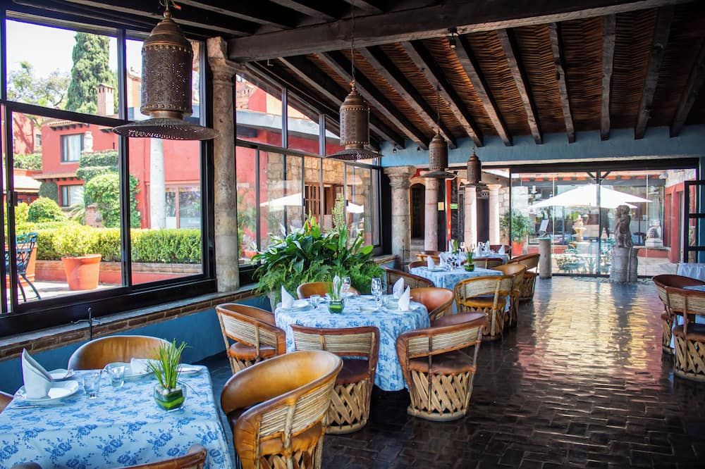 Villa Montana Hotel & Spa - מורליה - מסעדה