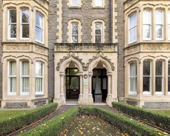 Saco Cardiff Cathedral Road - Cardiff - Building