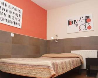 Be Ramblas Hostel - Barcelona - Schlafzimmer