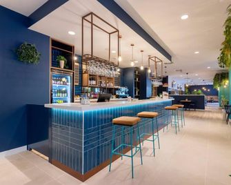 Travelodge Bilbao Sestao - Sestao - Bar