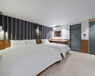 Sincheon (Jamsil Saenae) Noble Stay Hotel - Seül - Habitació