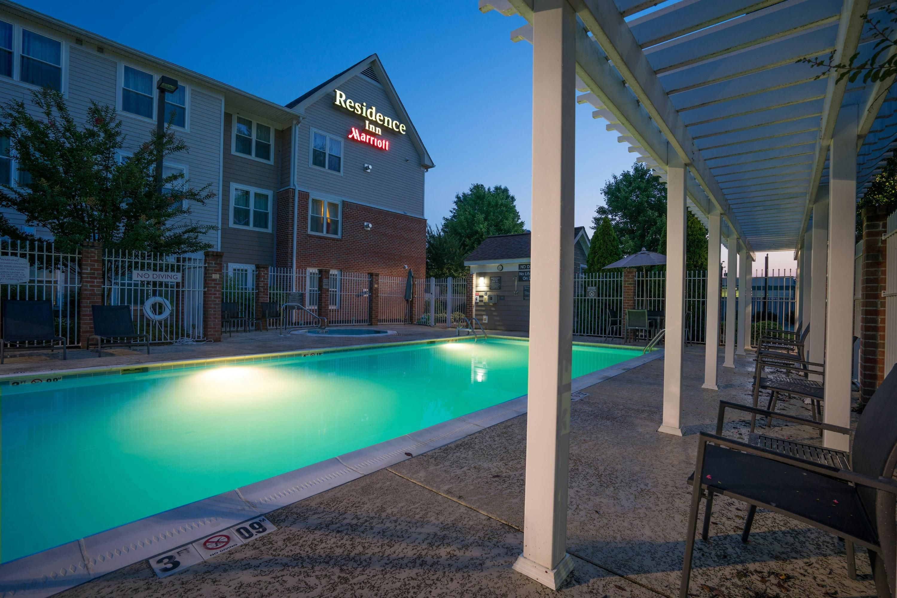 Residence Inn by Marriott Salisbury - Salisbury - Pool