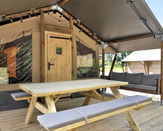 Riverfront Safari Tent Near Virginia Tech - Blacksburg - Patio