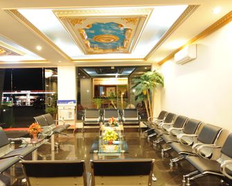 Wirton Dago Hotel - Bandung - Lobby