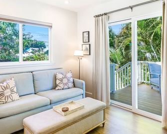 Luxury cottage, private, saltwater spawalk to beach, dining,shops - Kihei - Salon