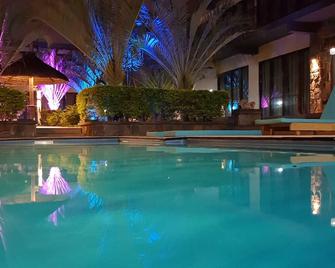 Villas Rocher - Fond du Sac - Pool