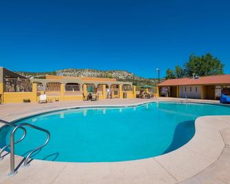 Verde Valley Rv & Camping Resort - Cottonwood - Pool