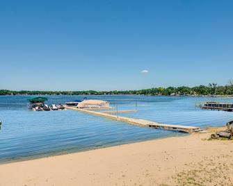 Driftwood, Cozy Waterfront Cottage, Separate Unit - Antioch - Beach