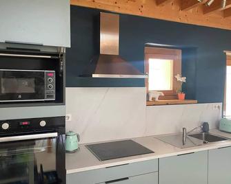 Gîte dans ferme d'Alpage rénovée - Châtillon-sur-Cluses - Cocina