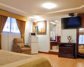 Hotel Yanuncay - Cuenca - Schlafzimmer