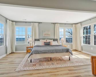 Kick back and enjoy the Chesapeake & this 3-bedroom, calm, stylish space. - Prince Frederick - Ložnice