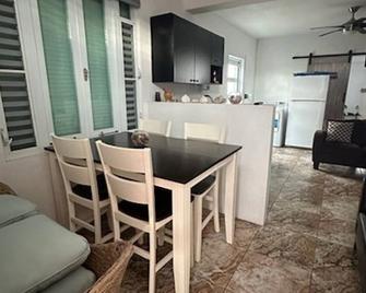 Wake Up to Ocean Views: Your Puerto Rico Paradise Awaits! - Yabucoa - Dining room