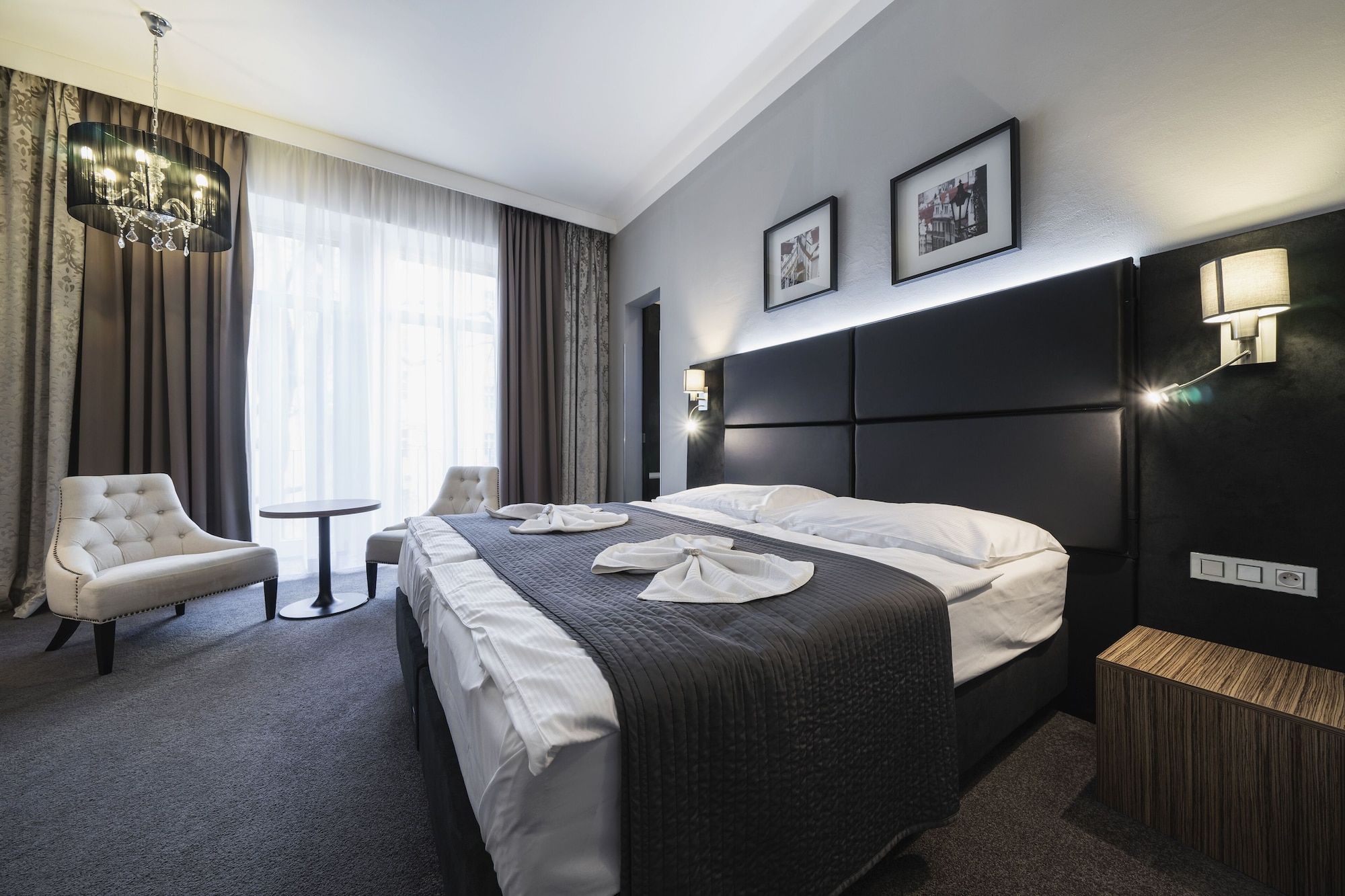 فندق نوار - براغ - غرفة نوم