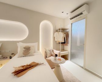 iSleep Living Suites - Penang - Bedroom