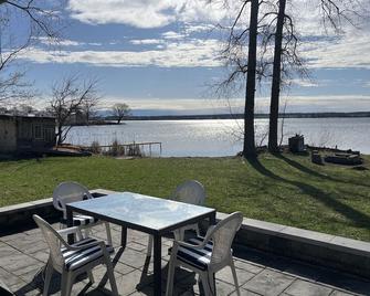 Hay Bay Haven on the Water - Deseronto - Patio