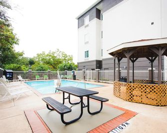 Palacio Royale Inn Boutique Katy - Katy