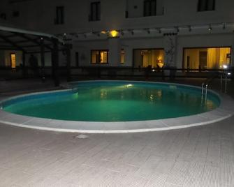 BNS Hotel Francisco - Baia Domizia - Pool