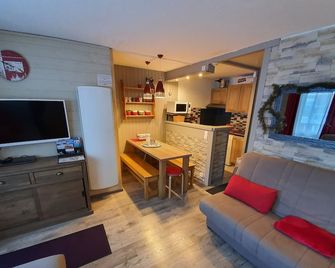 Nice warm comfortable apartment - La Plagne-Tarentaise - Living room