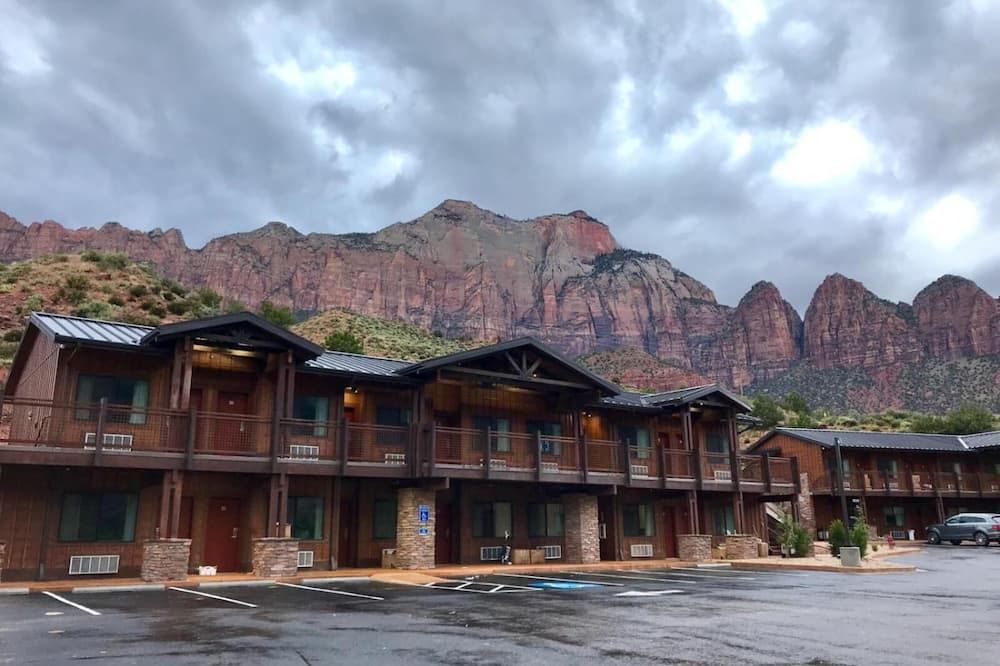 Other view of Zion Canyon Lodge