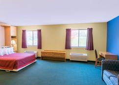 Days Inn by Wyndham Wooster - Wooster - Slaapkamer