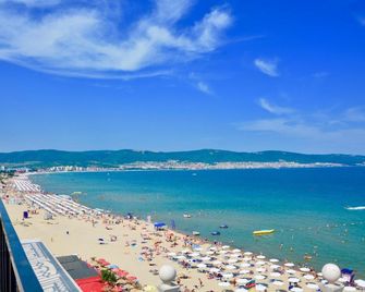 Golden Rainbow Beach Hotel - Παραλία Sunny - Παραλία
