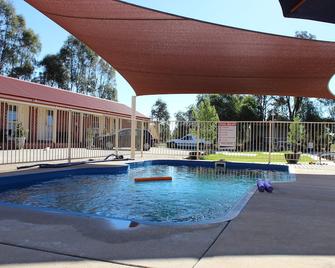 The Lydoun Motel - Chiltern - Piscina