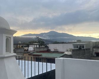 A jewel of a home ten minutes away from Antigua - Alotenango - Balcony