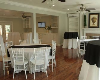 The Oaks Bed And Breakfast - Sulphur Springs - Restaurante