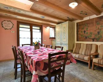 Apartment La Ca Vegia-5 by Interhome - Chiavenna - Essbereich